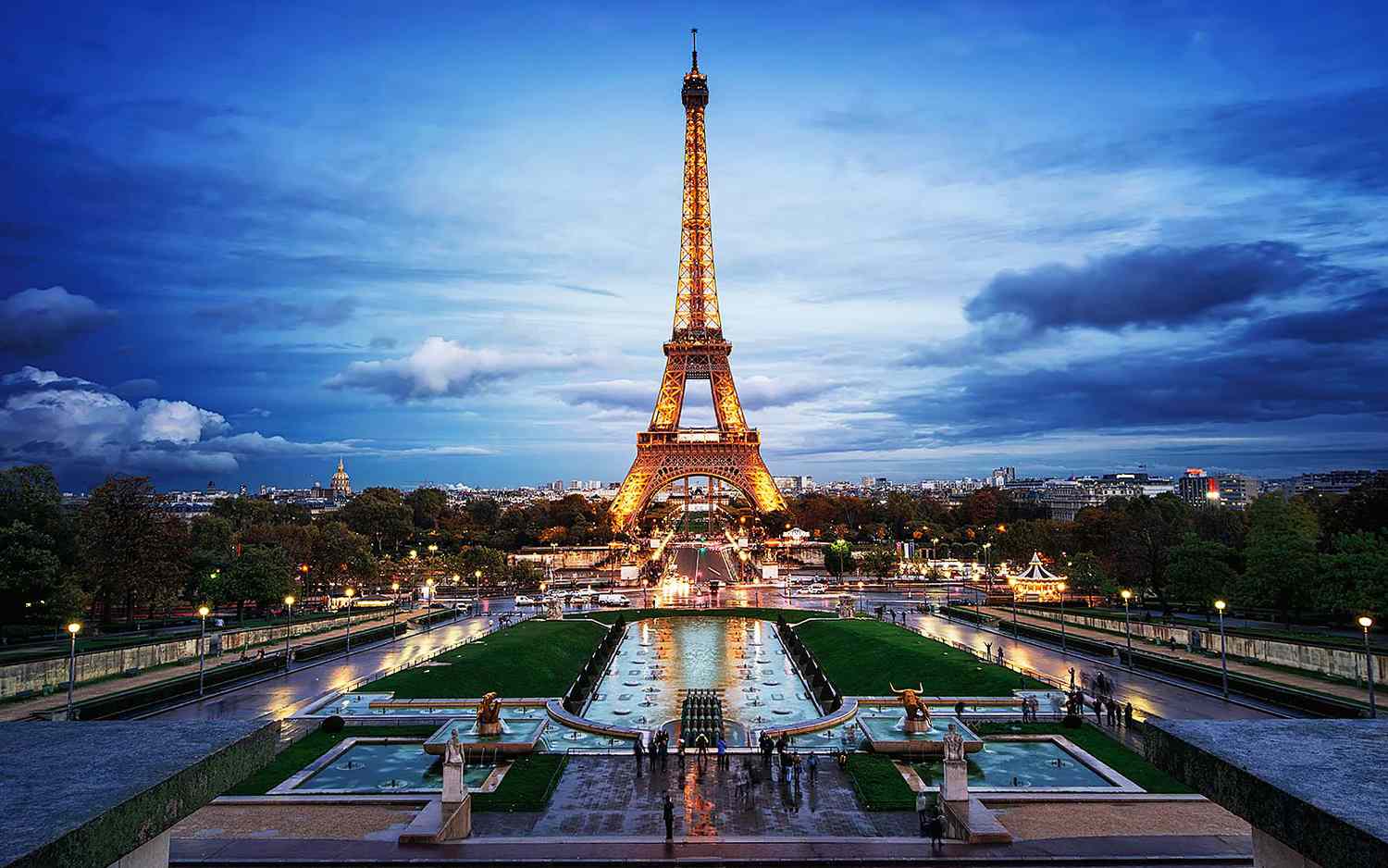 Picture of the eiffel tower